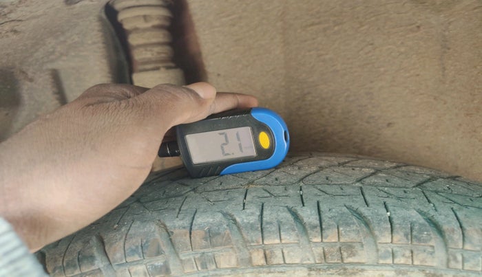 2012 Maruti Swift VDI, Diesel, Manual, 1,47,633 km, tyre