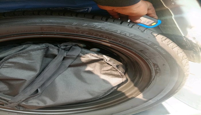 2024 Tata NEXON Smart Plus 1.2 Revotron 6 AMT, Petrol, Automatic, 20,184 km, tyre