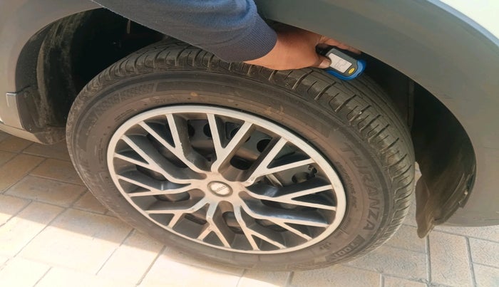 2024 Tata NEXON Smart Plus 1.2 Revotron 6 AMT, Petrol, Automatic, 20,184 km, tyre