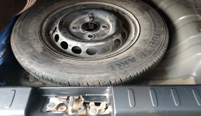 2020 Maruti Alto VXI, Petrol, Manual, 38,442 km, tyre