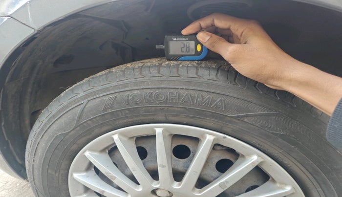 2016 Maruti Swift VXI, Petrol, Manual, 96,728 km, tyre