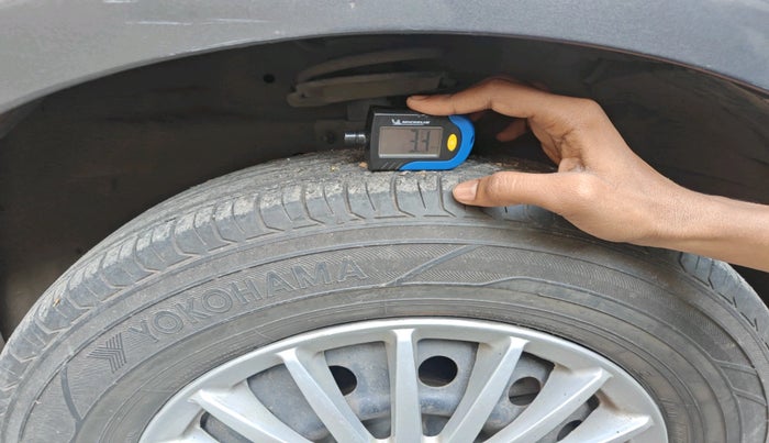 2016 Maruti Swift VXI, Petrol, Manual, 96,728 km, tyre