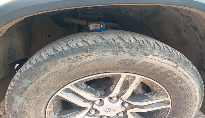 2022 Toyota Fortuner 4X4 MT 2.8 DIESEL, Diesel, Manual, 41,344 km, tyre