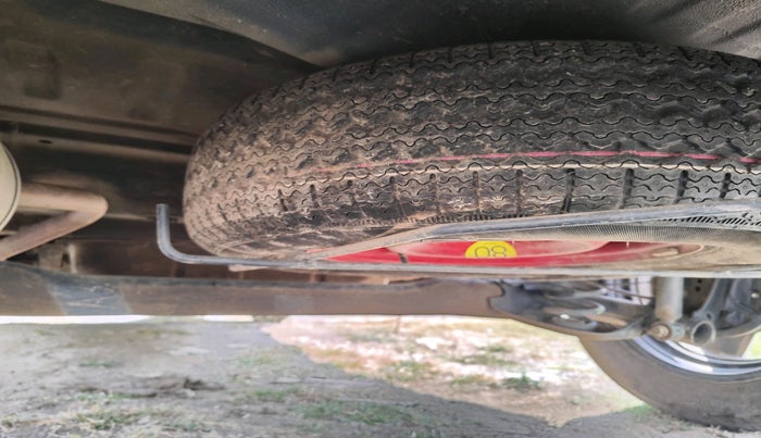 2024 Renault TRIBER RXZ AMT, Petrol, Automatic, 21,745 km, tyre