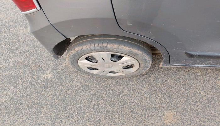 2017 Maruti Wagon R 1.0 VXI, Petrol, Manual, 54,908 km, tyre