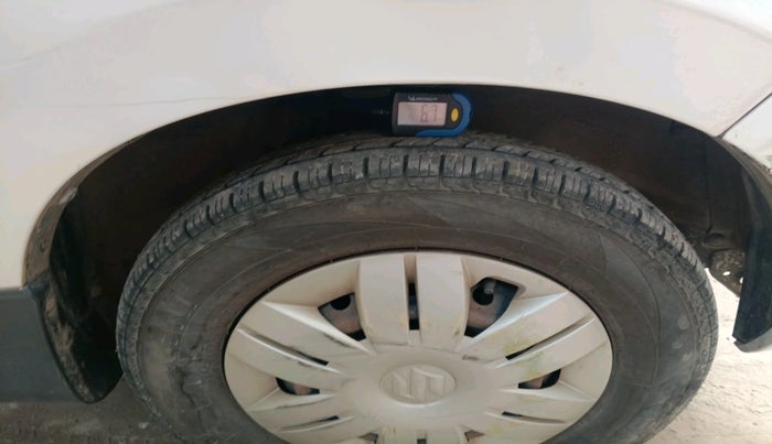 2015 Maruti Alto 800 LXI, Petrol, Manual, 44,137 km, tyre