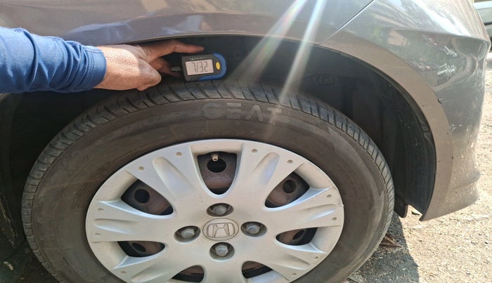 2013 Honda Amaze 1.2L I-VTEC S, Petrol, Manual, 33,202 km, tyre