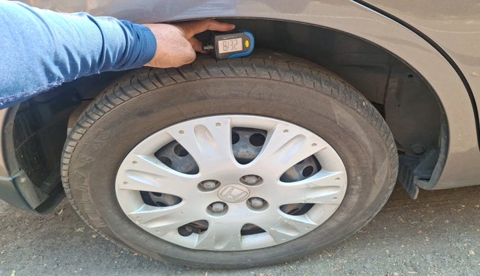 2013 Honda Amaze 1.2L I-VTEC S, Petrol, Manual, 33,202 km, tyre