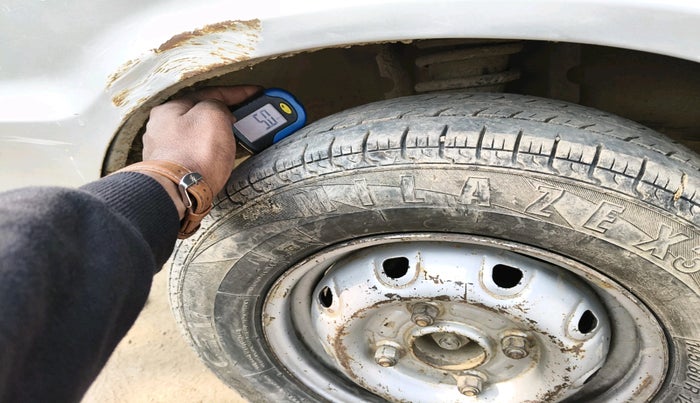 2015 Maruti OMNI E 8 STR, Petrol, Manual, 39,763 km, tyre