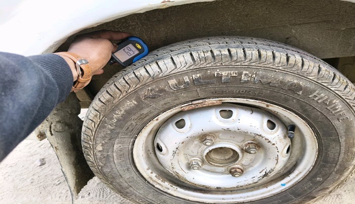 2015 Maruti OMNI E 8 STR, Petrol, Manual, 39,763 km, tyre