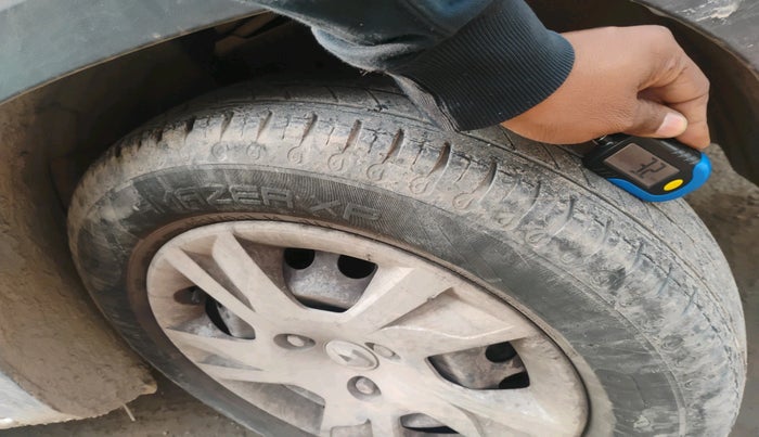 2020 Renault Kwid RXL, Petrol, Manual, 21,716 km, tyre