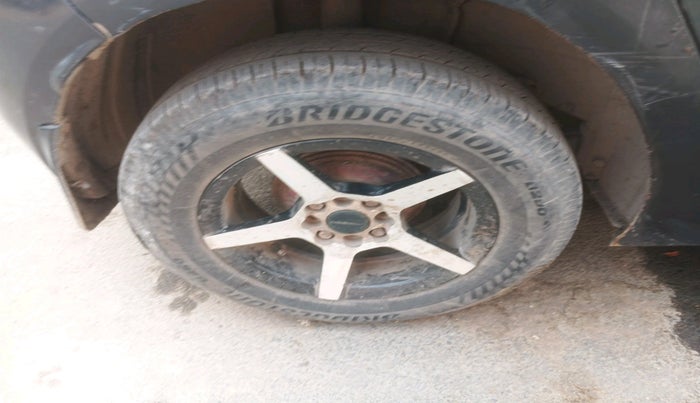 2020 Tata ALTROZ XE DIESEL, Diesel, Manual, 1,22,624 km, tyre