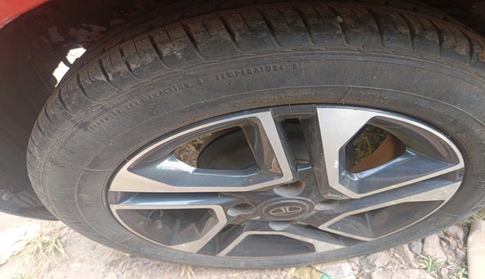 2021 Tata Tiago XZ PLUS PETROL, Petrol, Manual, 6,866 km, tyre