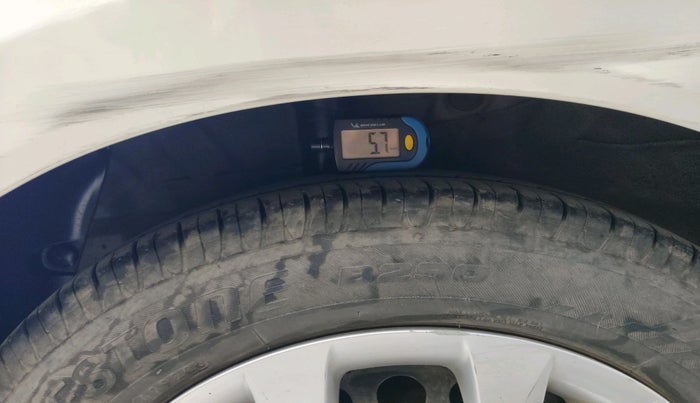 2016 Hyundai Grand i10 SPORTZ 1.2 KAPPA VTVT, Petrol, Manual, 77,718 km, tyre