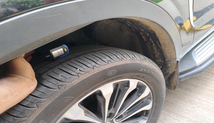 2021 MG GLOSTER SAVVY 7 STR 2.0 TWIN TURBO 4WD, Diesel, Automatic, 17,701 km, tyre