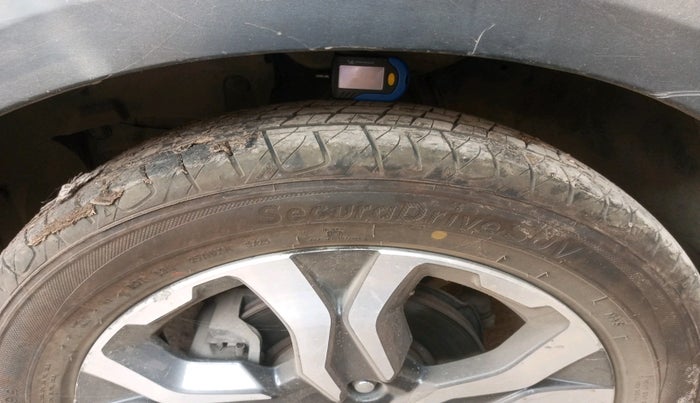 2018 Honda WR-V 1.5L I-DTEC VX MT, Diesel, Manual, 1,24,786 km, tyre