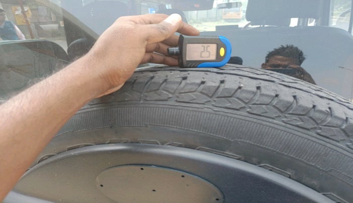 2019 Mahindra Bolero POWER PLUS SLX, Diesel, Manual, 99,303 km, tyre