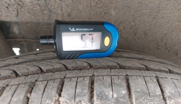 2011 Maruti Wagon R 1.0 VXI, Petrol, Manual, 94,881 km, tyre