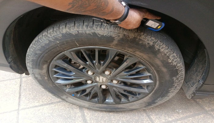 2021 Maruti XL6 ZETA AT, Petrol, Automatic, 18,573 km, tyre