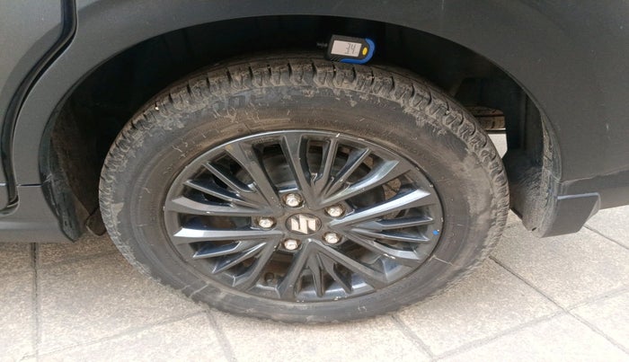 2021 Maruti XL6 ZETA AT, Petrol, Automatic, 18,573 km, tyre