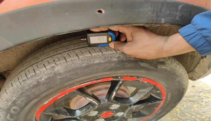 2017 Maruti IGNIS ZETA 1.2, Petrol, Manual, 1,41,043 km, tyre