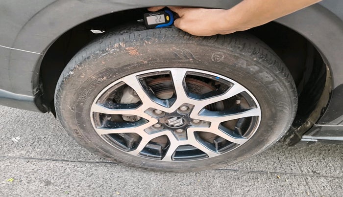 2022 Maruti XL6 ZETA MT, Petrol, Manual, 38,702 km, tyre