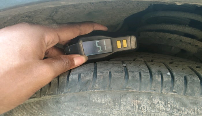 2022 Mahindra XUV300 W8 (O) 1.5 DIESEL, Diesel, Manual, 84,680 km, tyre