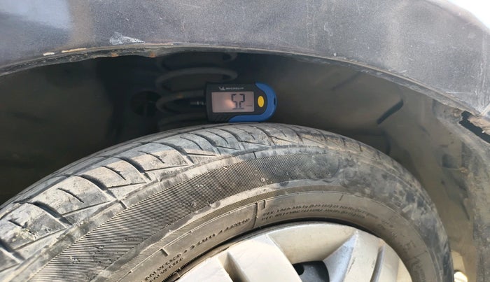 2014 Maruti Alto 800 LXI, Petrol, Manual, 98,808 km, tyre