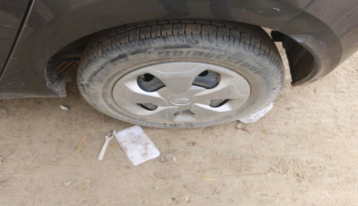 2020 Tata Tiago XT PETROL, Petrol, Manual, 11,029 km, tyre