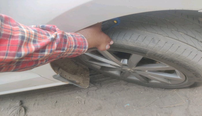 2019 Volkswagen Ameo HIGHLINE PLUS 1.5L AT 16 ALLOY, Diesel, Automatic, 83,153 km, tyre