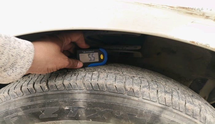 2011 Maruti Swift VXI, Petrol, Manual, 86,422 km, tyre