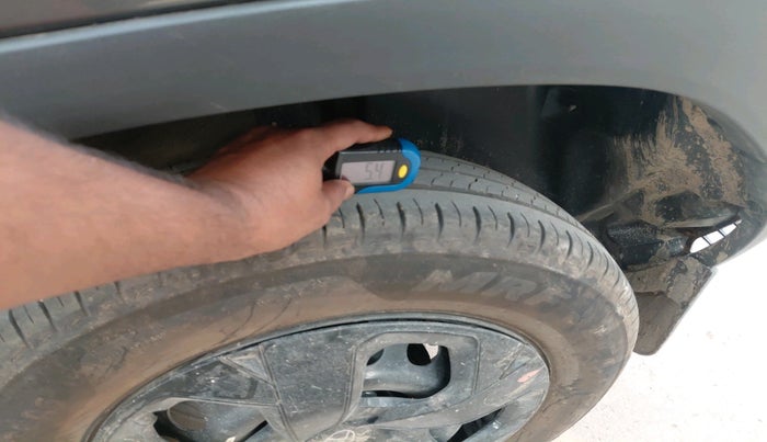 2025 Tata PUNCH ADVENTURE MT, Petrol, Manual, 5,264 km, tyre