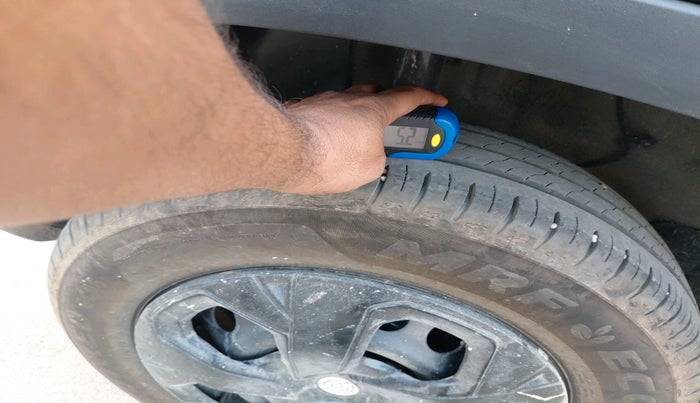 2025 Tata PUNCH ADVENTURE MT, Petrol, Manual, 5,264 km, tyre