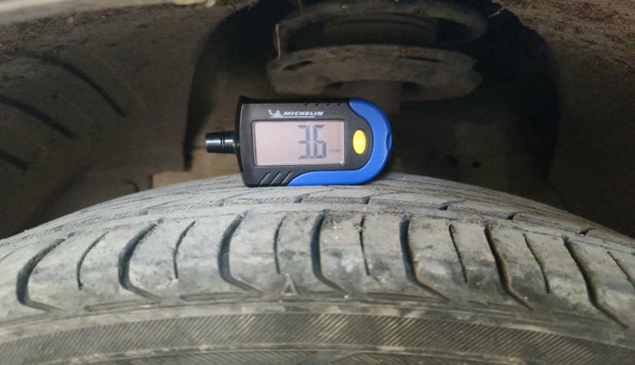 2015 Tata Zest XE PETROL, Petrol, Manual, 80,449 km, tyre