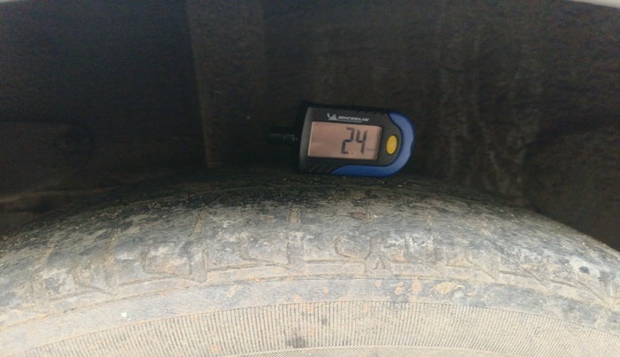 2015 Tata Zest XE PETROL, Petrol, Manual, 80,449 km, tyre