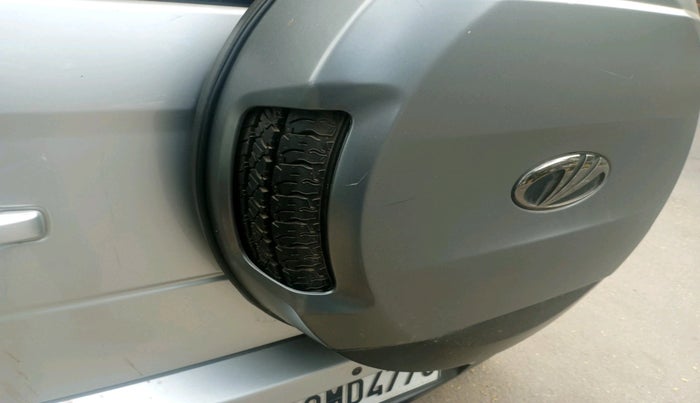 2017 Mahindra TUV300 T10, Diesel, Manual, 85,046 km, tyre