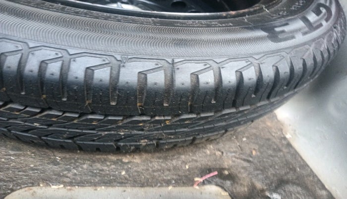 2015 Honda City 1.5L I-DTEC V, Diesel, Manual, 1,19,108 km, tyre