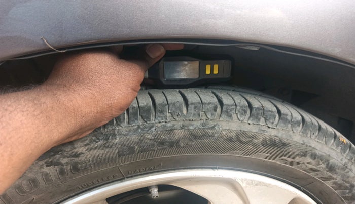 2015 Honda City 1.5L I-DTEC V, Diesel, Manual, 1,19,108 km, tyre