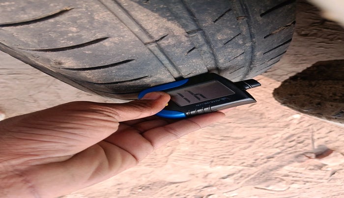 2017 Maruti Swift Dzire VDI, Diesel, Manual, 82,524 km, tyre