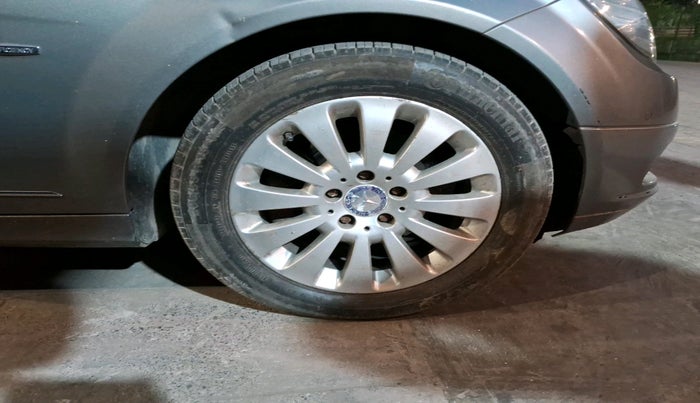 2010 Mercedes Benz C Class 200 CGI AT CLASSIC, Petrol, Automatic, 83,603 km, tyre