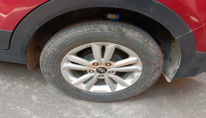 2015 Hyundai Creta SX PLUS 1.6 PETROL, Petrol, Manual, 76,399 km, tyre