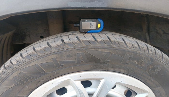 2018 Mahindra KUV 100 NXT K2 P 6 STR, Petrol, Manual, 27,078 km, tyre