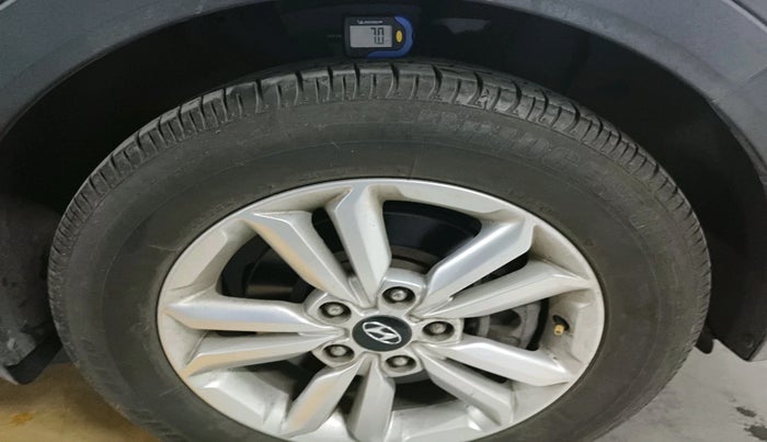 2017 Hyundai Creta SX PLUS 1.6 PETROL, Petrol, Manual, 41,627 km, tyre