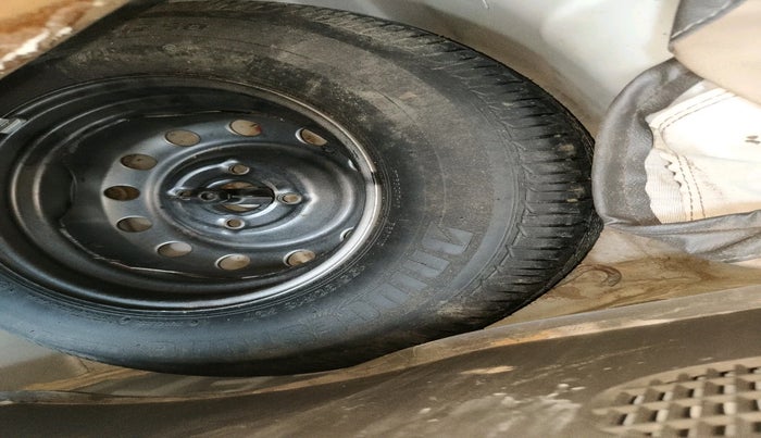 2013 Hyundai Grand i10 MAGNA 1.2 KAPPA VTVT, Petrol, Manual, 34,068 km, tyre