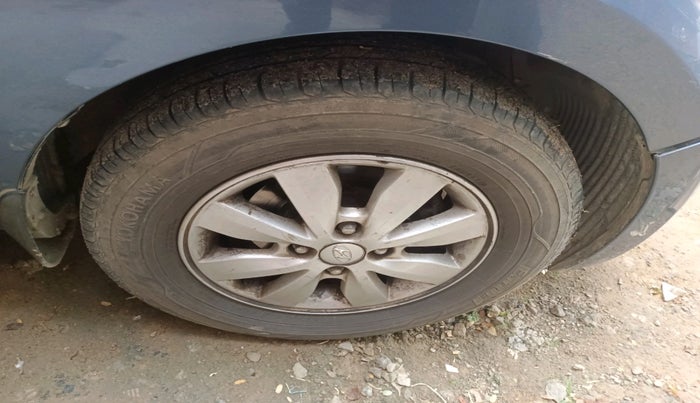 2012 Hyundai i20 SPORTZ 1.2, Petrol, Manual, 1,07,546 km, tyre