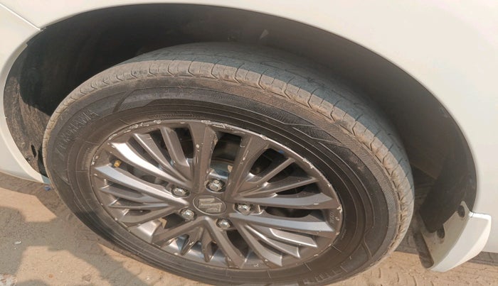 2021 Maruti Ertiga ZXI+ SHVS, Petrol, Manual, 93,319 km, tyre