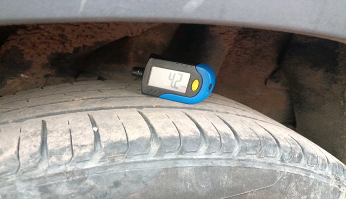 2021 Hyundai VENUE SX 1.0 TURBO IMT, Petrol, Manual, 33,787 km, tyre