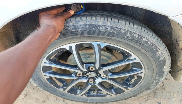 2015 Maruti Ciaz VXI, Petrol, Manual, 1,24,659 km, tyre