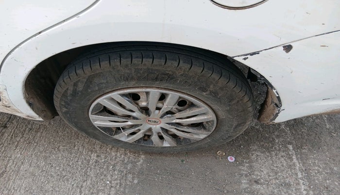 2014 Maruti Swift Dzire LDI, Diesel, Manual, 3,52,625 km, tyre