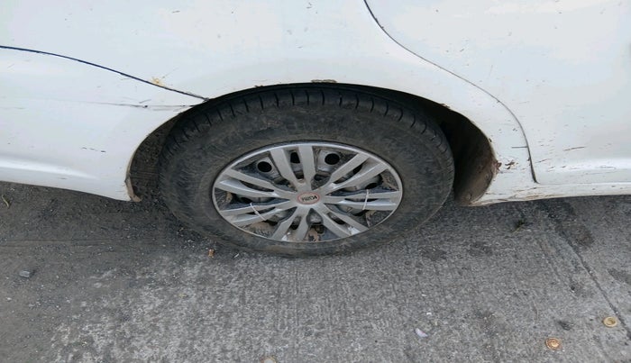 2014 Maruti Swift Dzire LDI, Diesel, Manual, 3,52,625 km, tyre